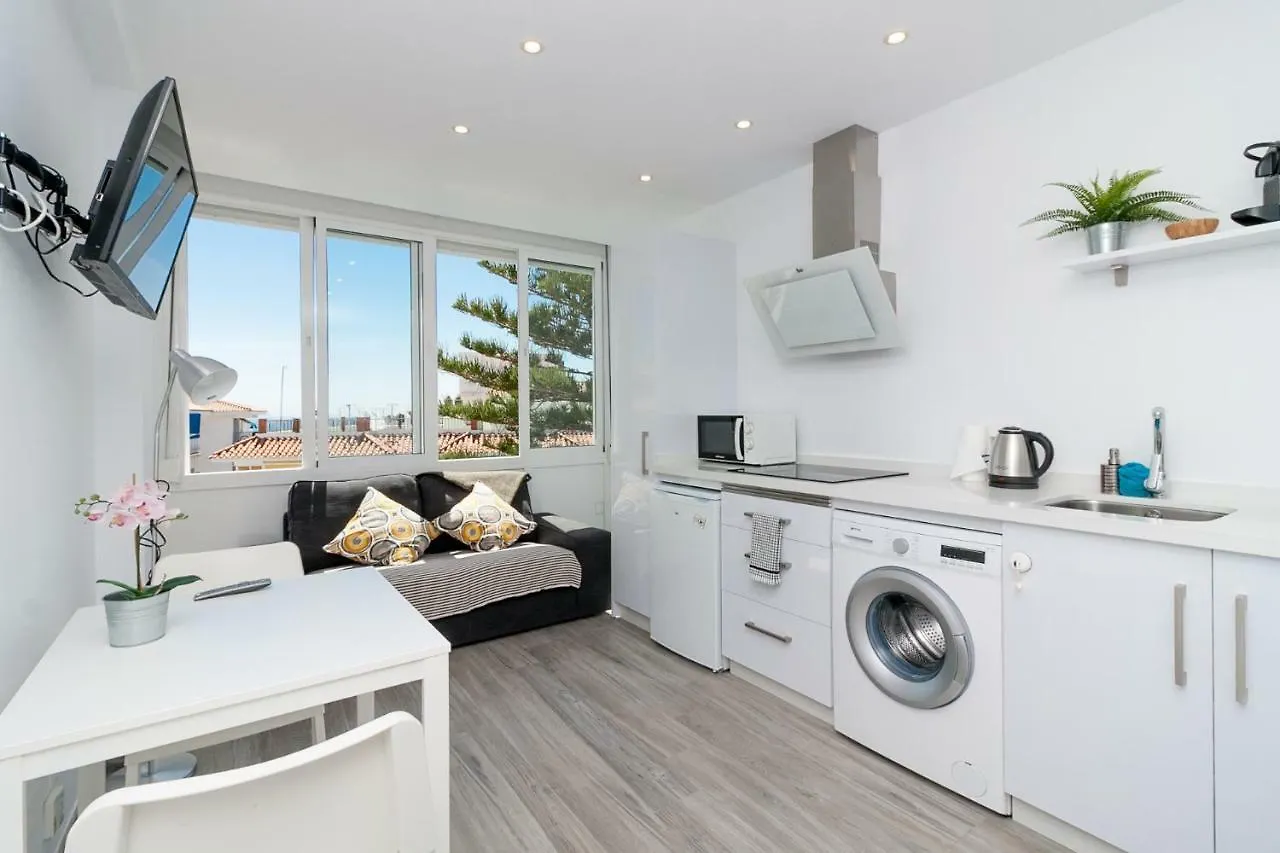 Cool And White Apartment Torrecilla Playa Nerja